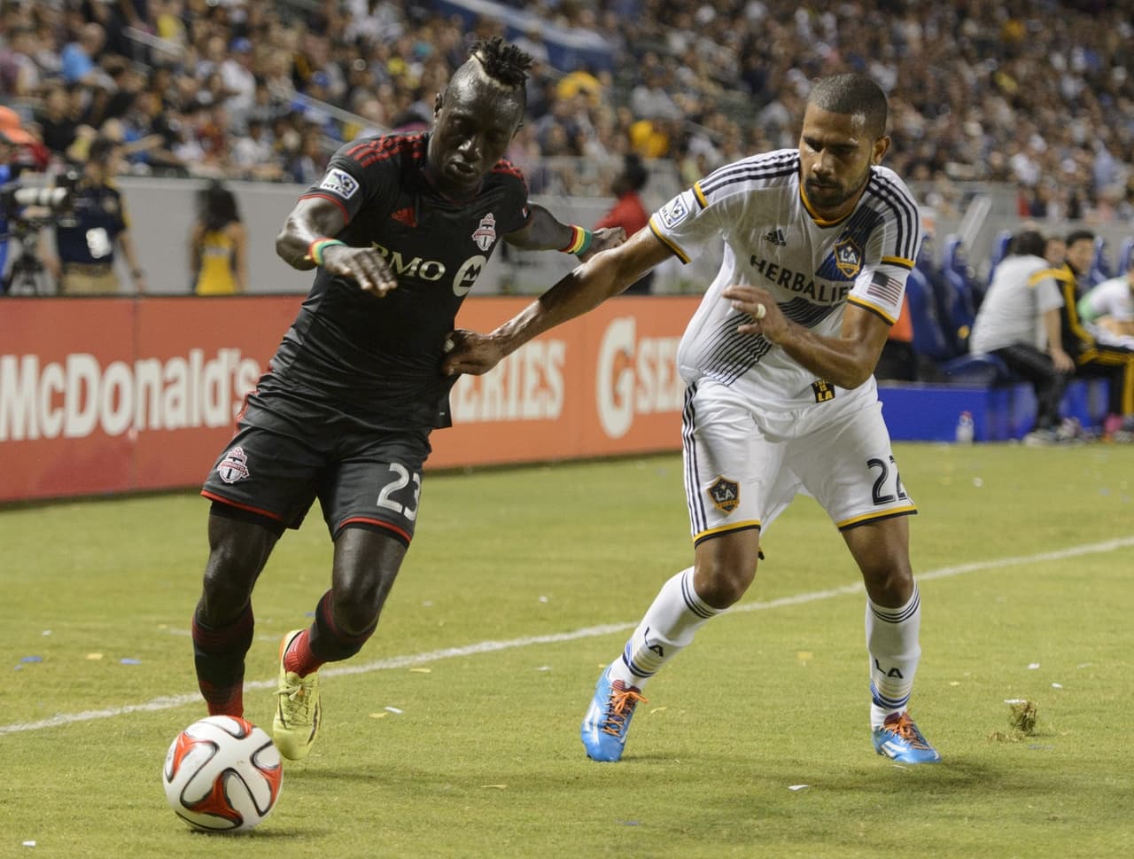 Dominic Oduro - Toronto FC. En 2014 Oduro desembarcó en Canadá, para representar al Toronto FC. Jugó 24 partidos, marcó dos goles y a fin de año volvió a armar sus valijas.