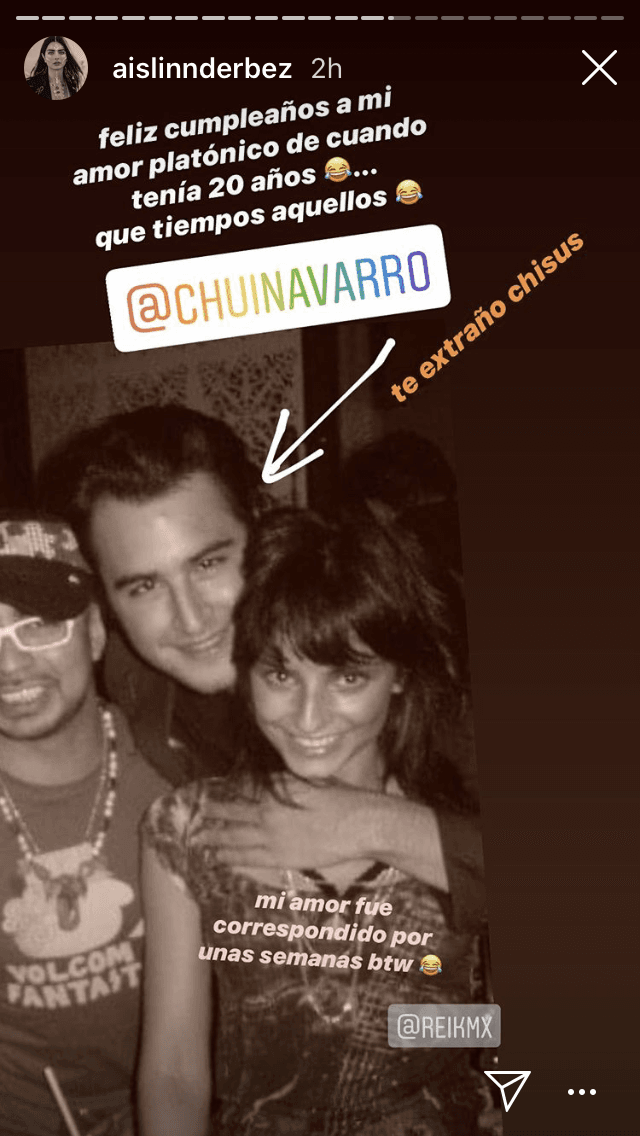 En la fotografía donde aparecen juntos escribió: "Feliz cumpleaños a
<b> mi amor platónico de cuando tenía 20 años</b>, qué tiempos aquellos" y añadió dos emoticonos de risa.
<br>