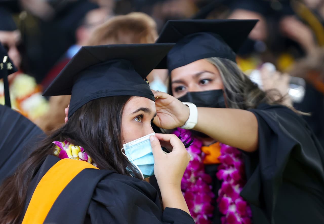 En marzo de 2020 Estados Unidos cambió temporalmente el reglamento de visas de estudiantes extranjeros por la pandemia del COVID-19.