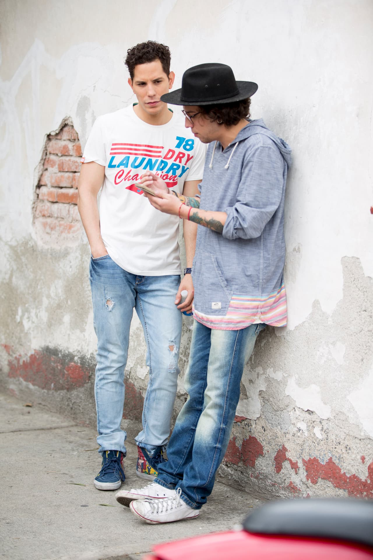 Pero Christian se siente mal por haberle robado dinero a su mamá. ¿Se lo regresará?