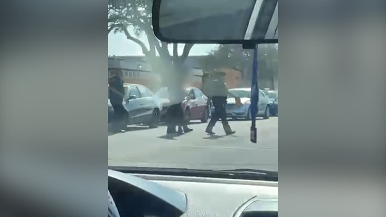 Un estudiante realiza amenazas contra su preparatoria en redes y lo detienen