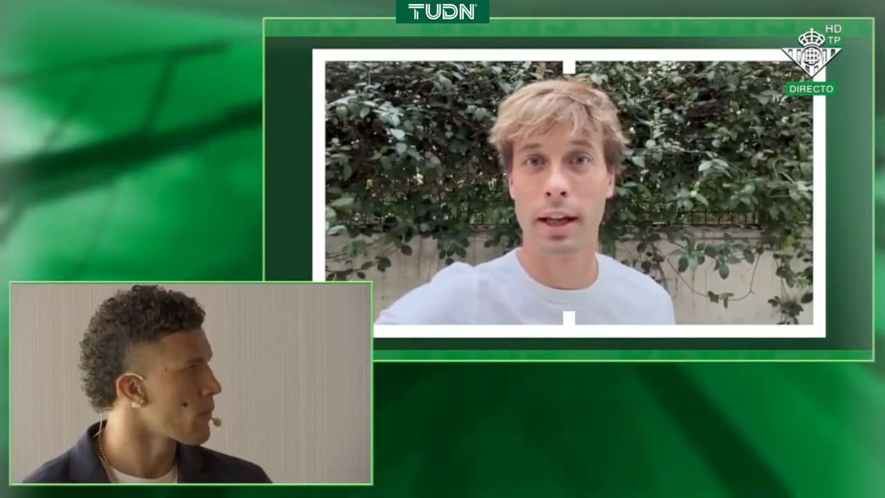 Sergio Canales aparece en presentación de Nelson Deossa con Betis 