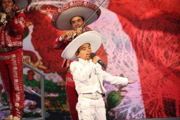 Karito, Chepito y Juan Manuel, amigos detrás de cámaras, compitieron en el escenario con la esperanza de clasificar a la segunda etapa