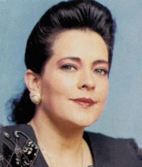 En 1995 participó en 
<i>La Paloma</i>, historia que fue suspendida por respeto a su protagonista Gerardo Hemmer, quien murió a causa de una intoxicación de gas.