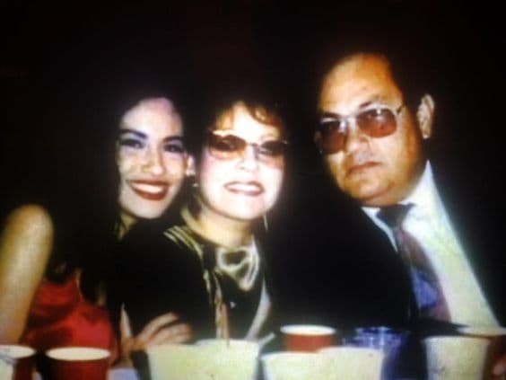 Para sus padres, Selena fue una gran artista desde pequeñita y su futuro prometedor de alguna manera lo sabían.