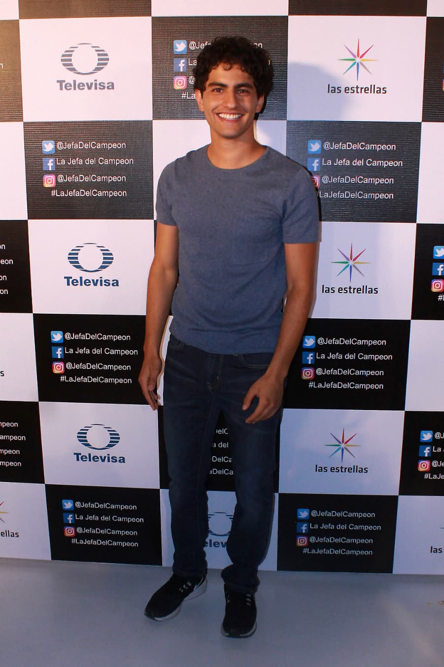 Aunque es un nuevo talento de la televisión, Enrique Arrizon ha logrado participar en importantes producciónes como la serie 'El César' y 'Como dice el dicho', solo por mencionar un par de ellos.