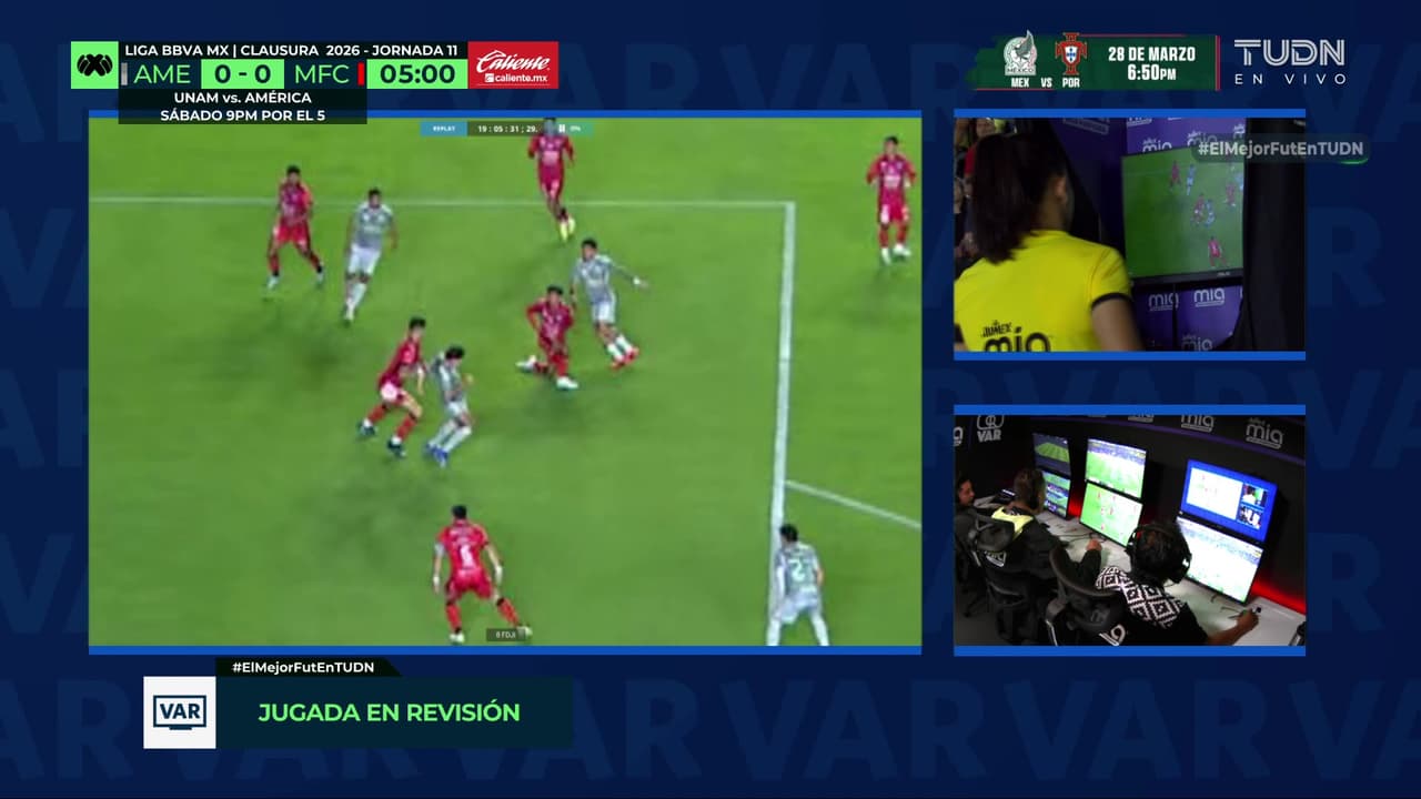 ¡Arrancamos bravos! El VAR revisa posible penal para el América