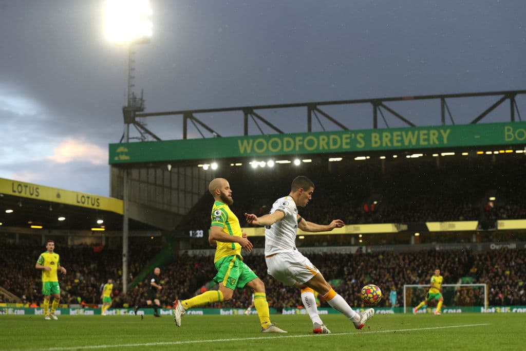Los locales fueron los que tomaron la iniciativa del encuentro, aunque no sirve de mucho y se conforman con el empate 0-0 frente al Wolverhampton.