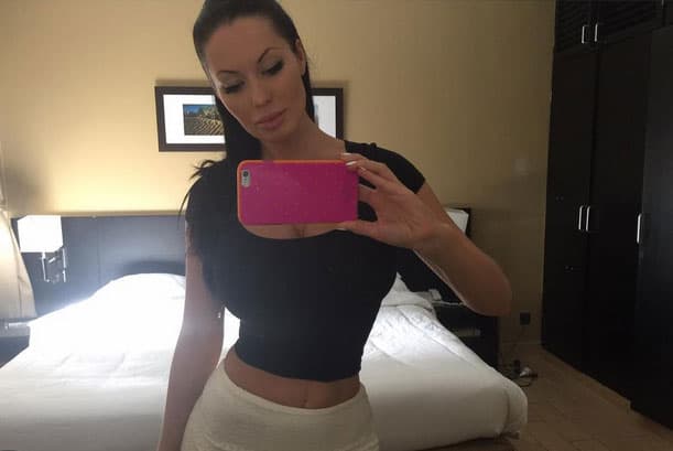 Tomarse fotos es una de sus actividades favoritas.