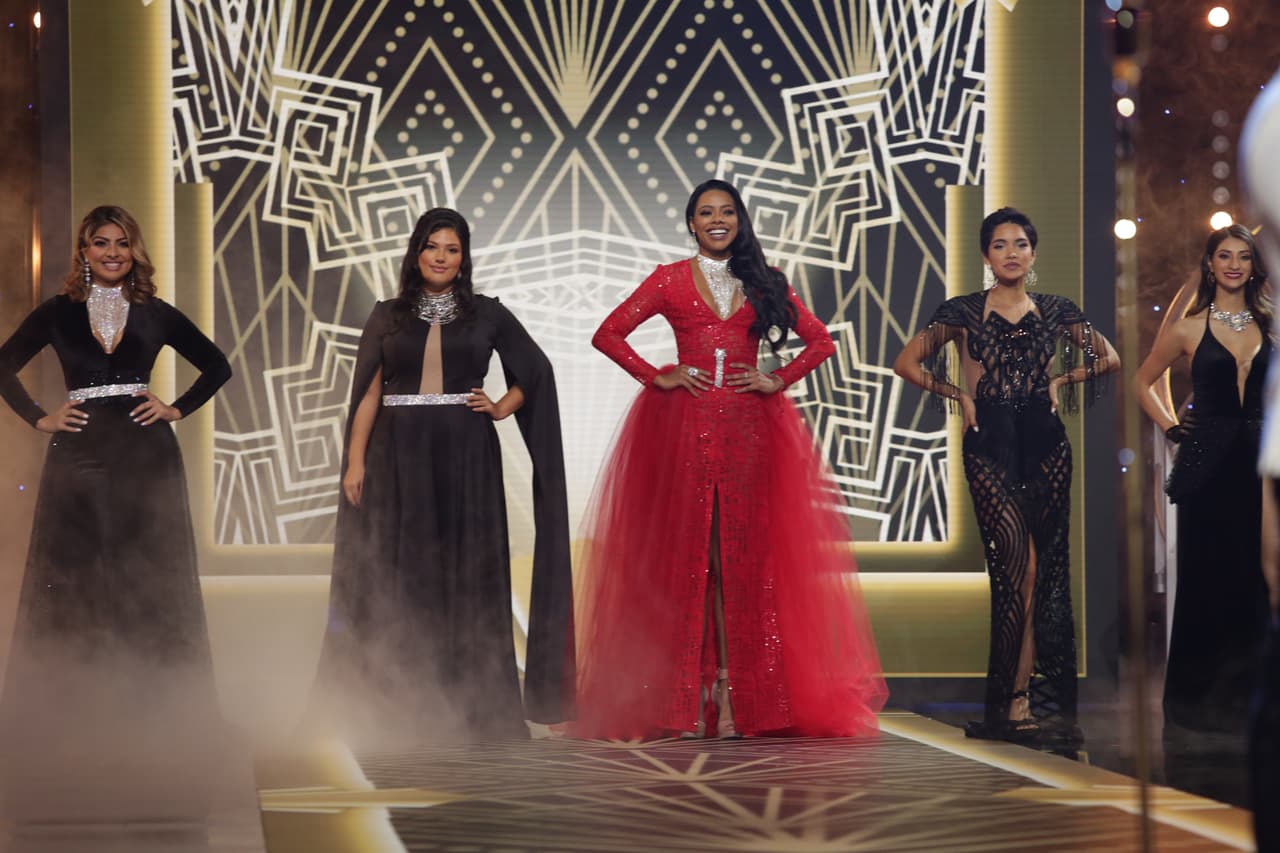 Así lucieron las participantes al final de la pasarela.