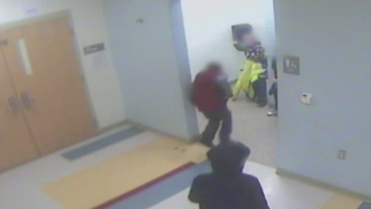 Madre de niño suicida jura que “será escuchado”