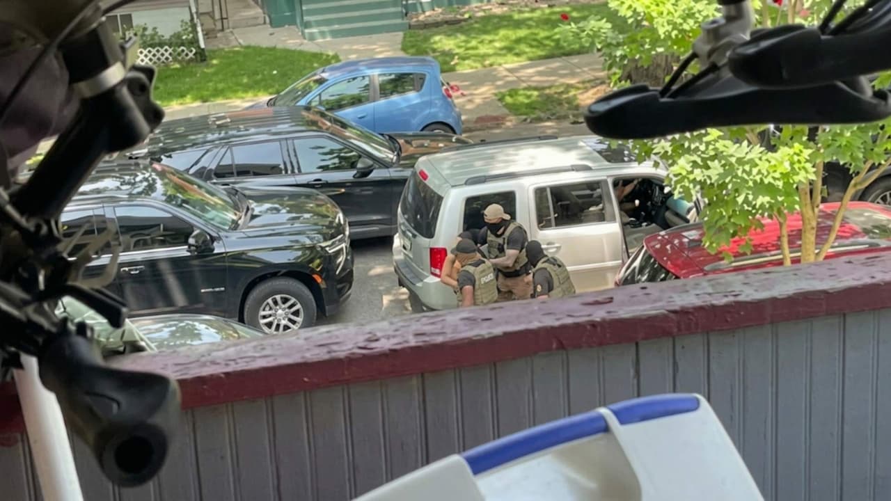 "Están llegando a las cortes a arrestar": Alertan por nuevas tácticas de ICE en Chicago