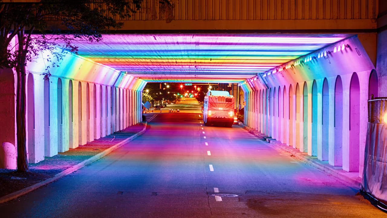 <h3 class="cms-h3-H3">11. Birmingham, Alabama</h3>
<br>Costo de propiedad y mantenimiento:
<b>3</b>
<br>Tráfico e infraestructura:
<b>9</b>
<br>Seguridad:
<b>96</b>
<br>Acceso a vehículos y a su mantenimiento:
<b>22</b>
<br>Dato curioso:
<b> Birmingham es la tercera ciudad mas barata para tener y mantener un automóvil, solo superada por Raleigh y Greensboro, ambas en Carolina del Norte.</b>