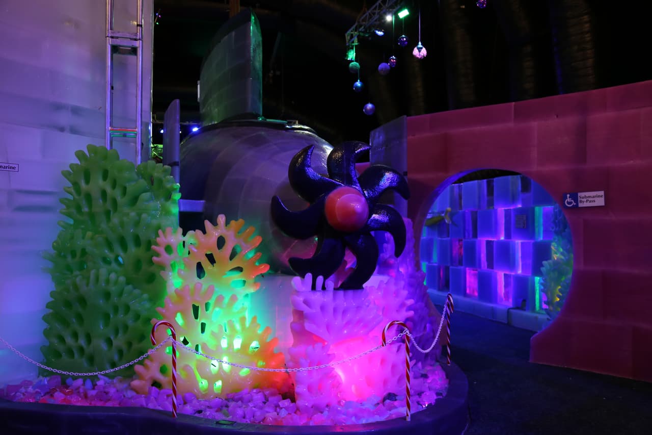 Hasta el propulsor del submarino imita los detalles de uno real.