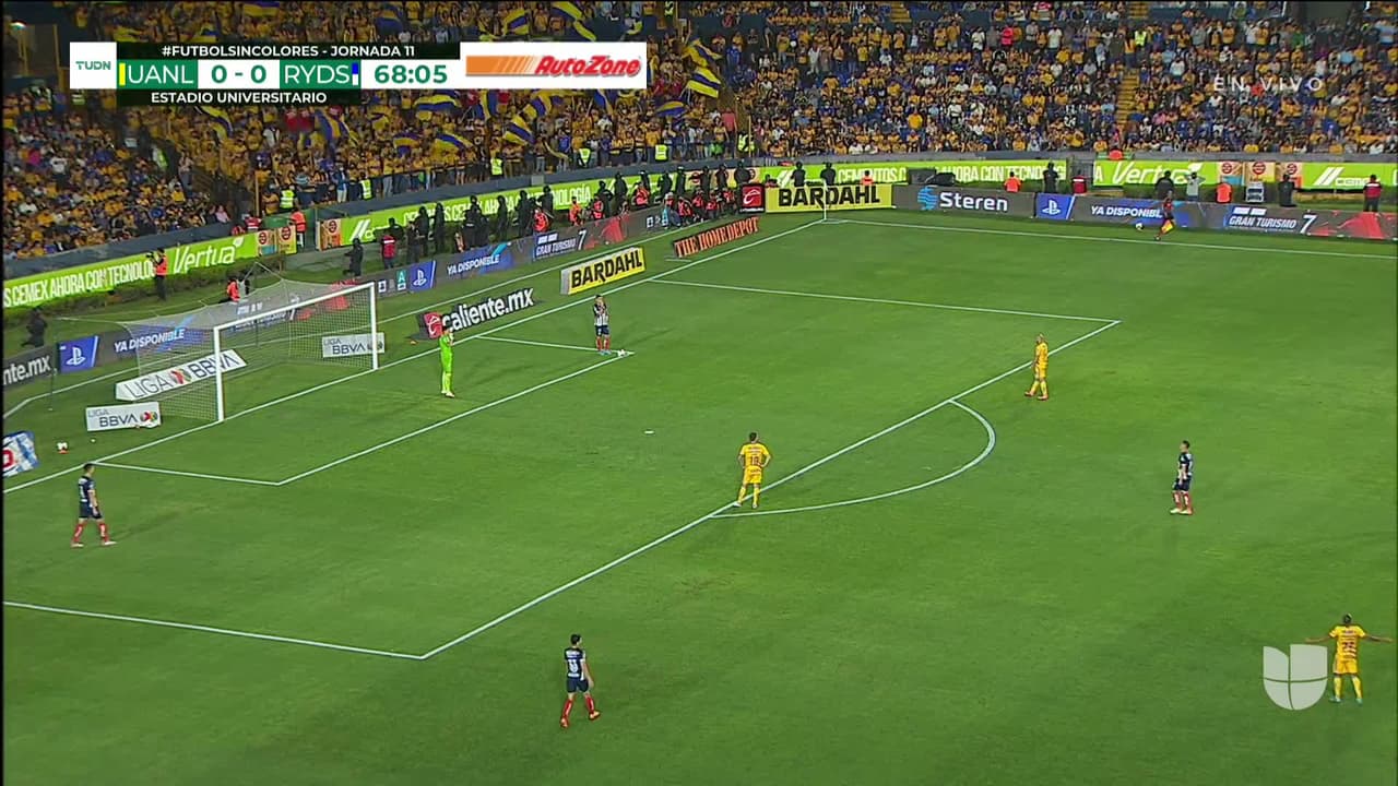 ¡GOOOL! André-Pierre Gignac anota para Tigres.