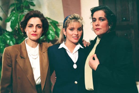 En esta historia original de José Cuauhtémoc Blanco y María del Carmen Peña, también participaron Diana Bracho, Delia Casanova, Fernando Luján, Tina Romero y Raymundo Capetillo; además de Cynthia Klitbo y Alexis Ayala.