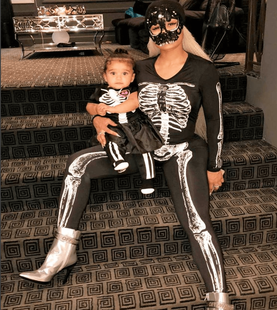 “Mi programa trata sobre mi vida y mis hijos son una parte muy importante de mi vida. Es realmente triste que todo lo que hago para mejorar a mí misma o a mi familia, las mismas personas tengan algo que decir u obstaculizar ".