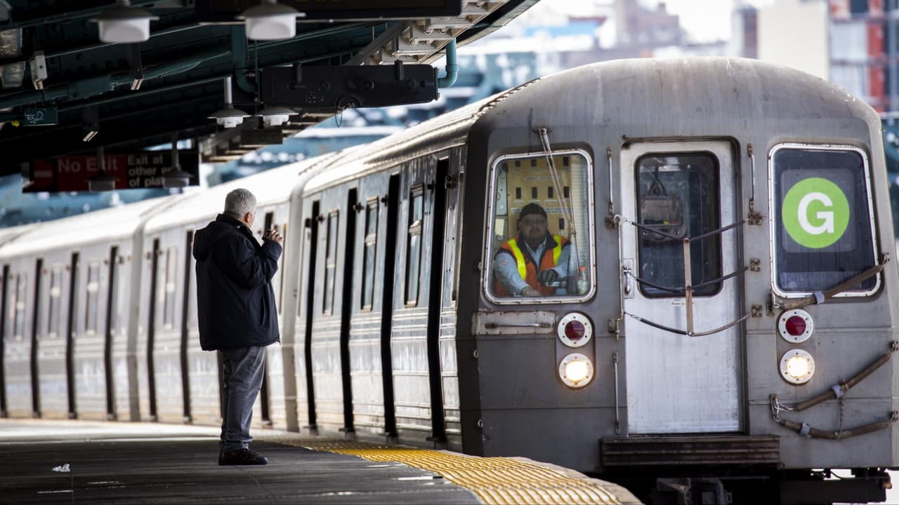 Vuelan pedacitos de pintura con plomo por Bushwick. Hay alarma entre los residentes
