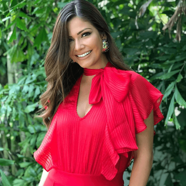 Un filtro de la aplicación de mensajería, Snapchat, enloqueció a las redes sociales y también al set de Despierta América. Los conductores experimentaron con las fotografías para saber su apariencia siendo del sexo opuesto. Ana Patricia no dudó en fotografiarse y mostrar los resultados.