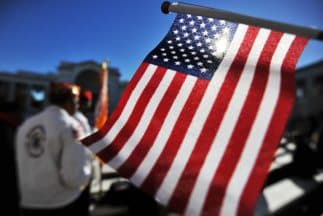 Los desfiles conmemorativos por el Día de Los Veteranos están previstos en múltiples ciudades del sur de California. En Los Ángeles, Burbank, Hermosa Beach, Manhathan Beach, Long Beach, Pacoima, Pasadena, Santa Clarita, Simi Valley, South El Monte, Torrance, Whittier.