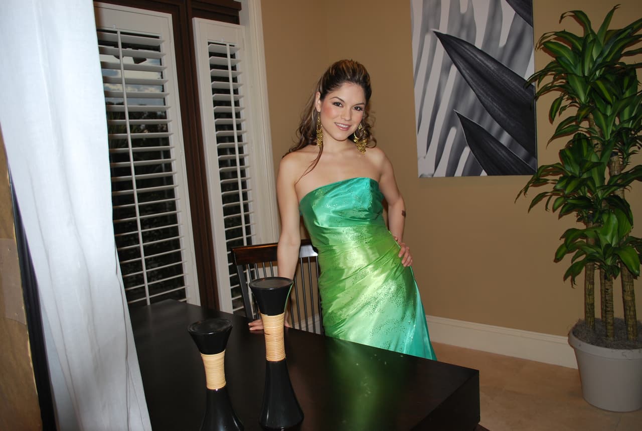 La mexicana de 33 años aún no puede creer que tiene una nueva oportunidad para hacer todo lo que no hizo en la tercera temporada cuando apenas llegaba de México a Estados Unidos.