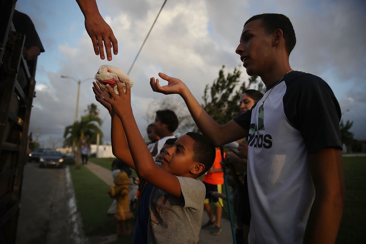 ¿A dónde pueden acudir los estudiantes universitarios desplazados por el huracán María?