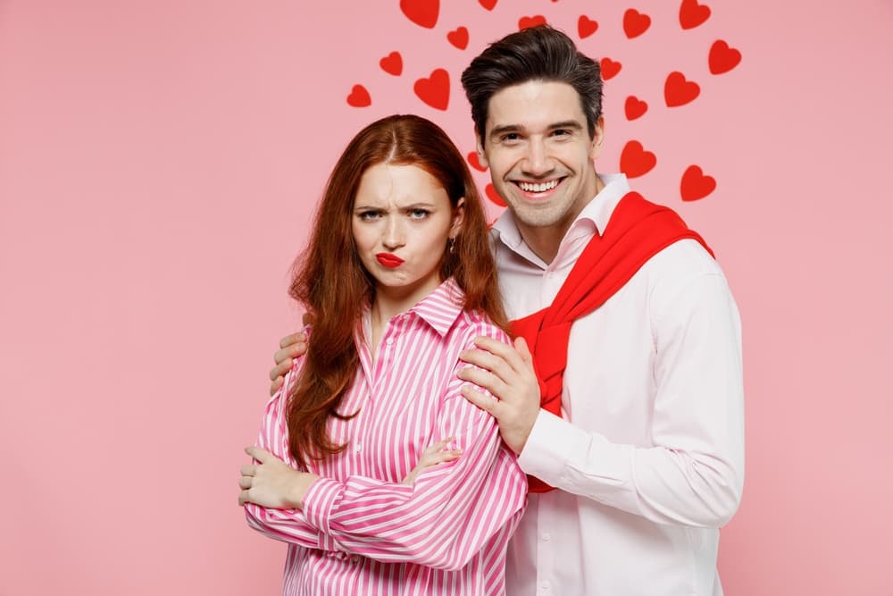 <b>CAPRICORNIO</b>
<br>Es un día en el que vas aprendiendo cómo poder transformar más tu personalidad para ser más empático y sensible con la gente a tu alrededor. Por eso mismo, al estar en tu cabeza, puedes desatender o no prestar atención justamente a quien tienes al lado. ¡Cuidado!