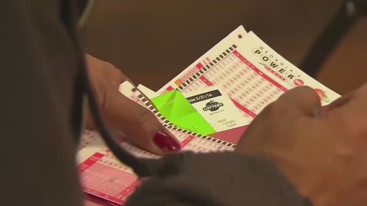 ¿Qué hacer si se gana el Powerball siendo indocumentado?