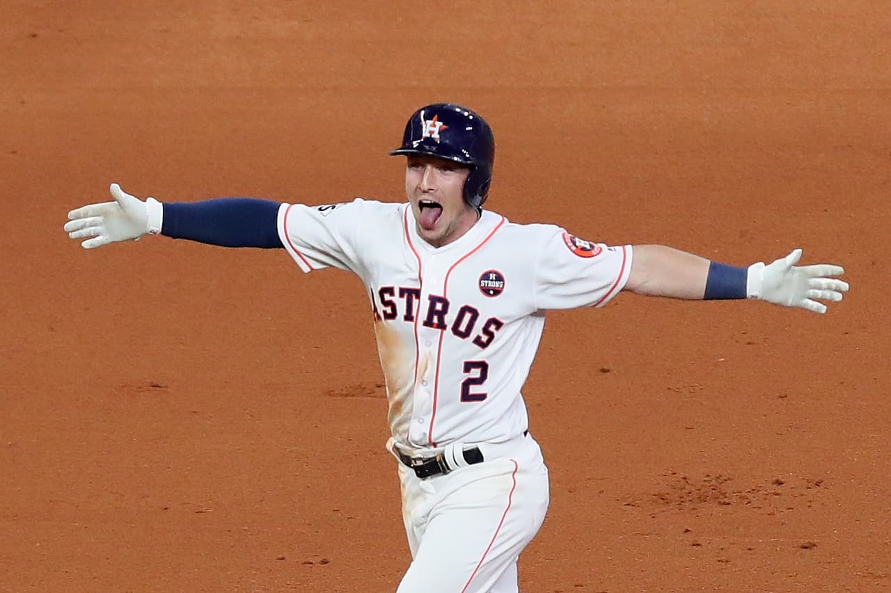Alex Bregman, paracorto diestro de 23 años.