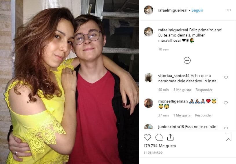 De acuerdo 
<b><a href="https://g1.globo.com/sp/sao-paulo/noticia/2019/06/10/namorada-de-rafael-miguel-depoe-a-policia-sobre-o-assassinato-do-ator-e-dos-pais-dele-em-sp.ghtml">con un reporte de O Globo</a></b>, Isabela Tibcheran, novia de Rafael Miguel, acudió el lunes 10 de junio, en horas de la noche, a declarar con las respectivas autoridades sobre el asesinato del joven actor y sus padres. La madre de Isabela también prestó testimonio.