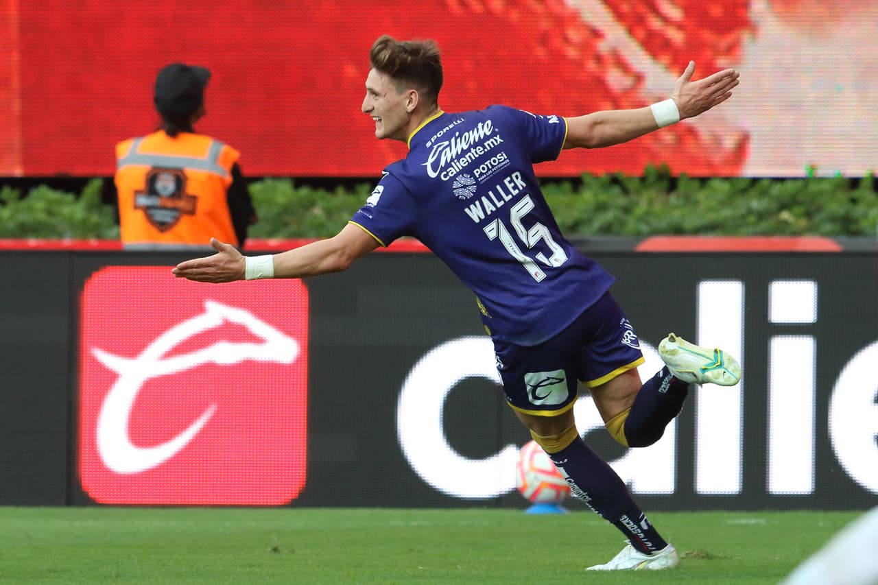 El Salmón Waller, figura de su escuadra.