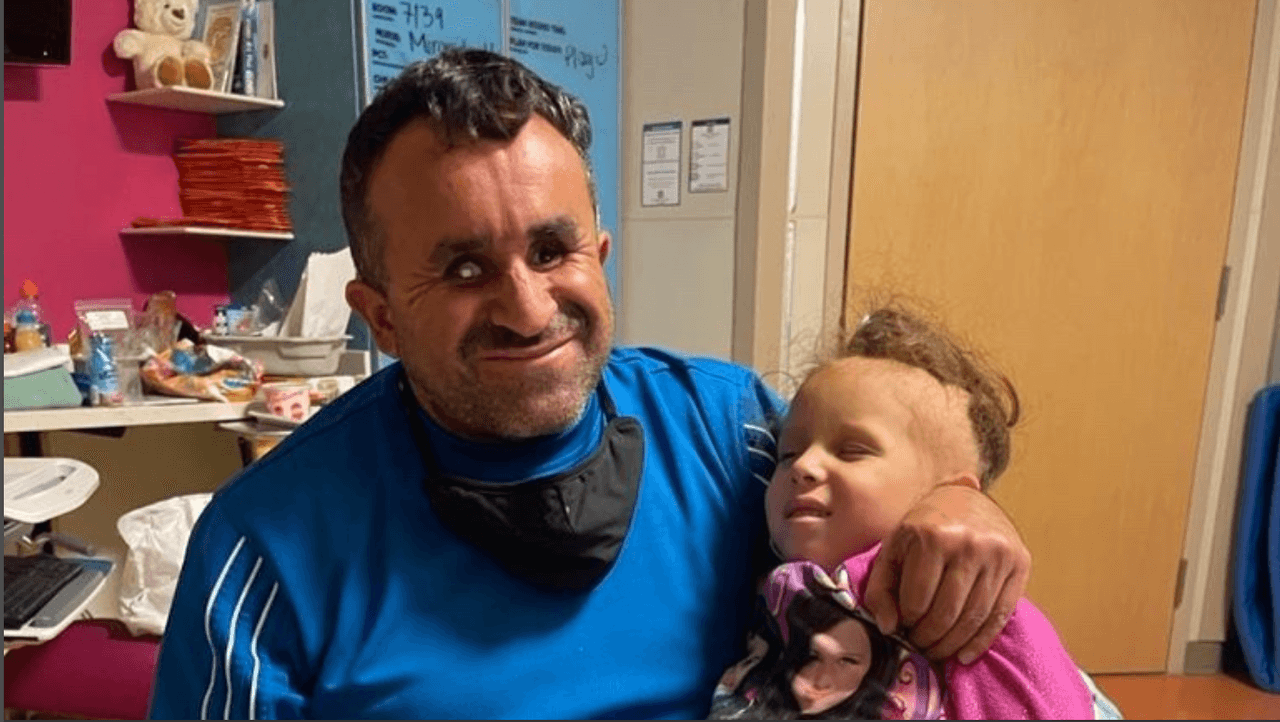 Ayuda de Impacto: Una niña de 5 años enfrenta al cáncer y al coronavirus, junto a sus padres ciegos