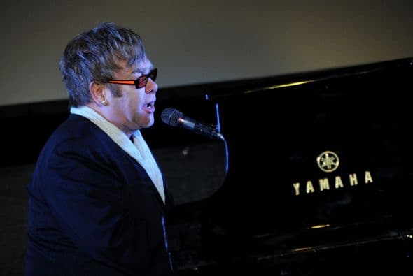 Las celebridades se suman cada vez más a la lucha por la defensa dee los derechos de los gays en todo el mundo y Nueva York no ha sido la excepción.