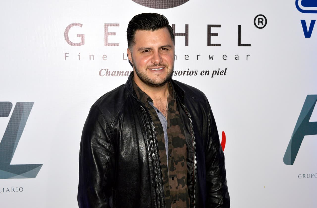 "Solo debes saber que el tiempo hizo su trabajo y todo eso ya no me afecta como antes", admitió el también presentador de 
<b><a href="https://www.univision.com/shows/hoy" target="_blank">Hoy</a></b>
<a href="https://www.univision.com/shows/hoy" target="_blank">. </a>
<br>