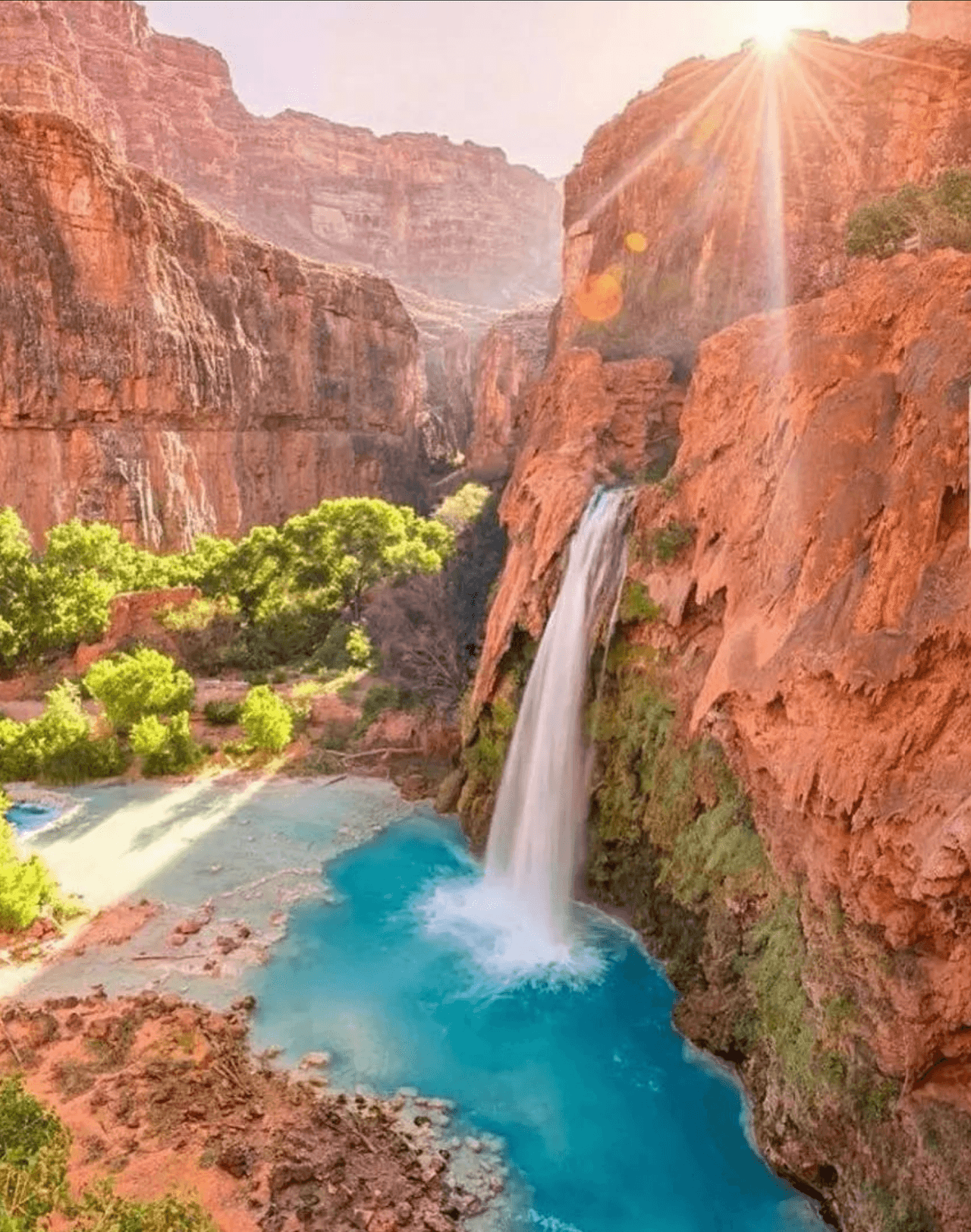 Se recomienda a los visitantes llevar provisiones, ropa cómoda y estar preparados para el largo viaje que les espera y algunos 
<b>peligrosos senderos</b> que encontrarán por el camino.