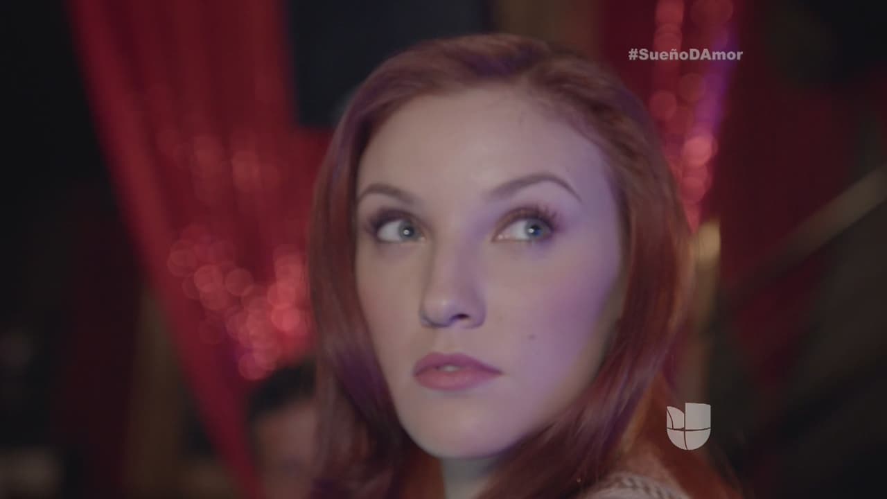 Kristel tuvo que conseguir trabajo.