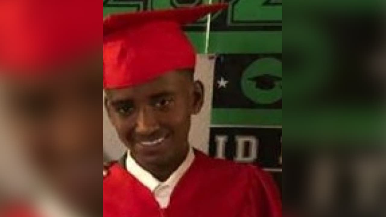 Fnan Maesho, de 18 años, estudiante de criminología que era el sustento de su casa.