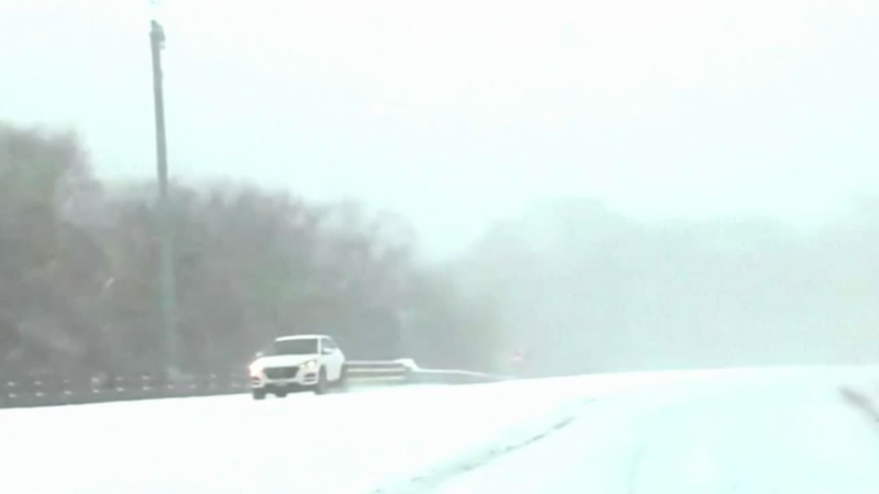 Tormenta invernal 'Fern': Estas son las imágenes de los daños por frío extremo e intensas nevadas