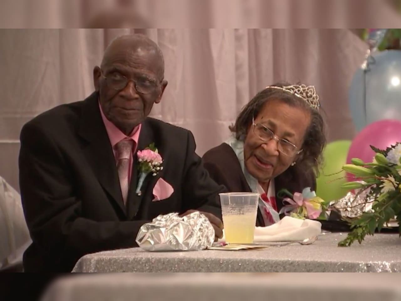 Abuelos revelan el secreto para cumplir 82 años de casados