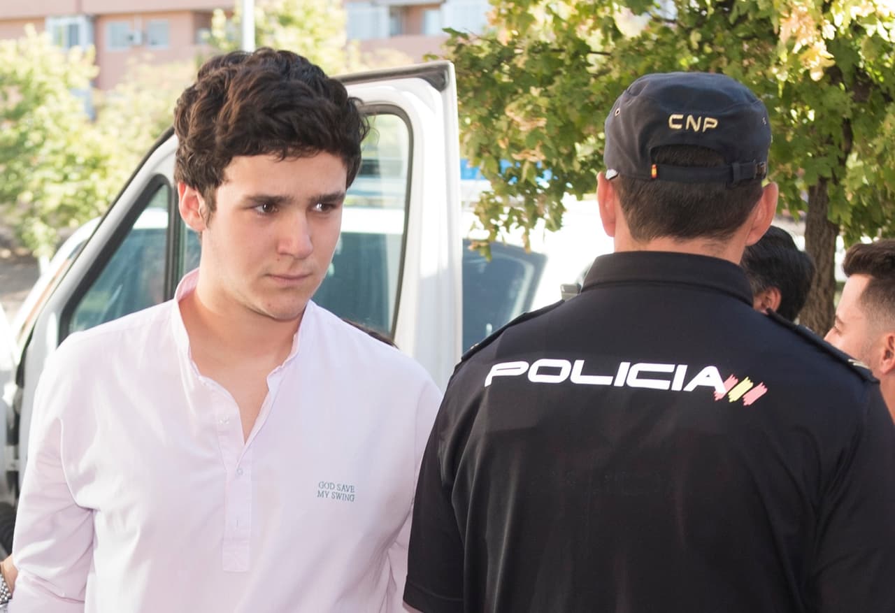 Felipe Juan Froilán, sobrino de los reyes de España, asiste a una corrida de toros benéfica en Torrejón de Ardoz, en Madrid, el 8 de octubre de 2017.