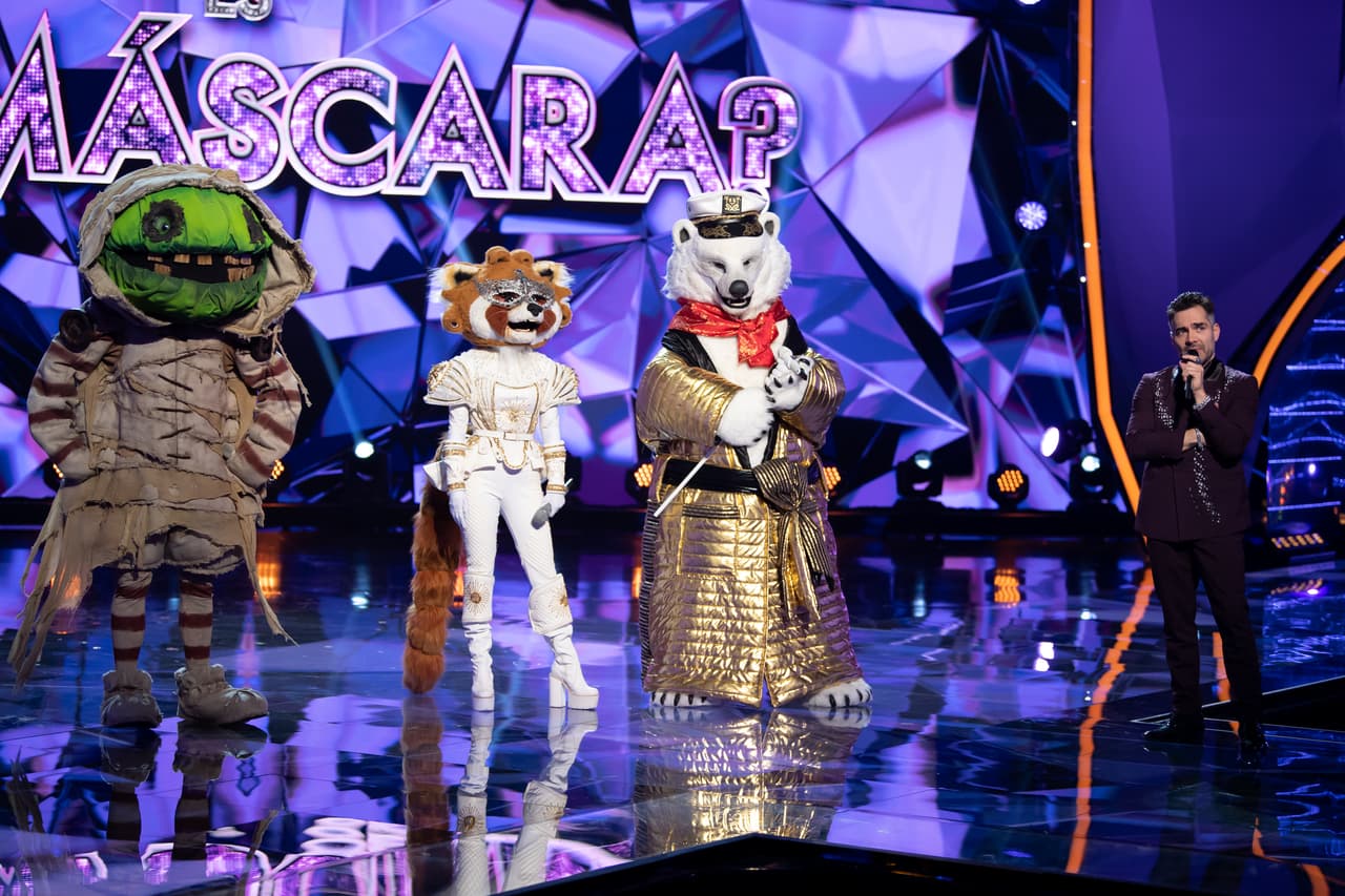 El público fue el encargado de elegir a los dos personajes que salvaban de este triple combate.