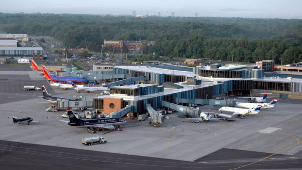 Gobernadora de Nueva York proyecta transformación del Aeropuerto Internacional de Albany