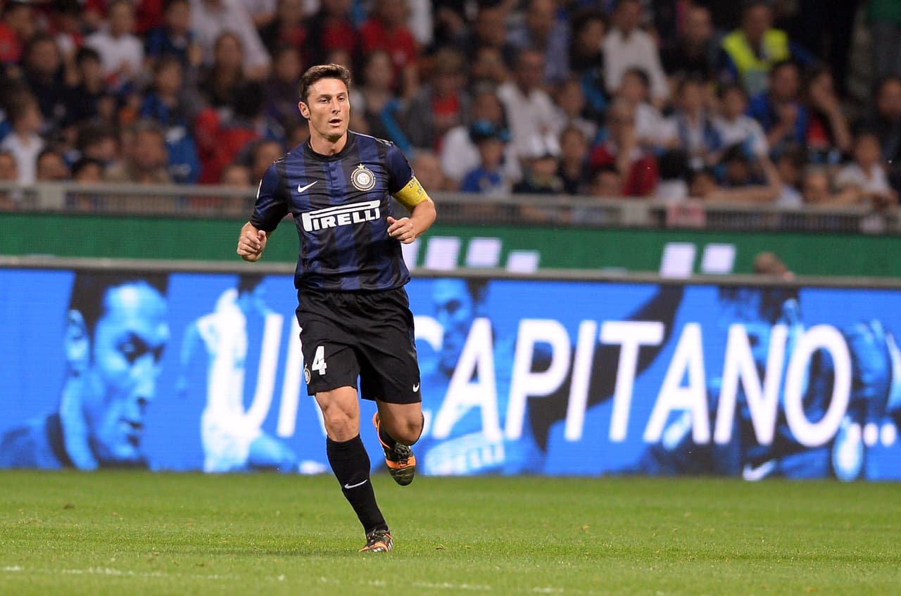 Javier Zanetti - El 'Pupi' alcanzó a jugar 1,113 partidos en su carrera como profesional entre 1992 y 2014. Militó en Talleres, Banfield, Internazionale de Milán y la selección dóe Argentina.