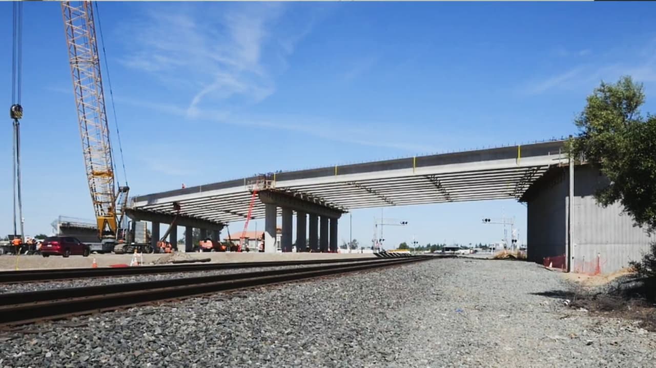 Proyecto del tren bala avanza en el Valle Central pese a cuestionamientos federales