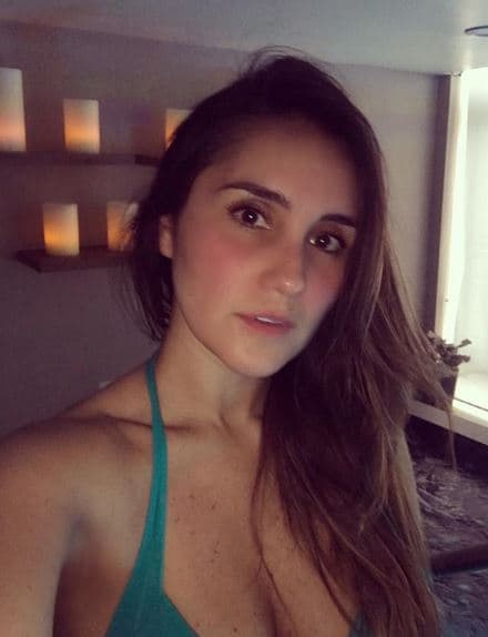 "Creo que los mexicanos están ávidos de contenidos novedosos, y estoy muy contenta de recibir la oportunidad en Imagen de ir tras estas nuevas propuestas y continuar retándome como artista. El recibimiento que me han dado ha sido espectacular, me han hecho sentir en mi nueva casa”, declaró la actriz a la revista
<a href="https://www.quien.com/espectaculos/2017/06/28/dulce-maria-se-va-de-televisa-y-firma-con-la-competencia" target="_blank"> Quién</a>.