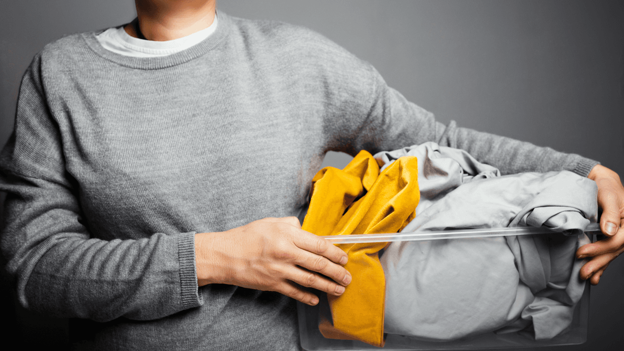 <b>Amarillo</b>
<br>Para que la prosperidad y el dinero no falten el año próximo usa una prenda interior de este color.