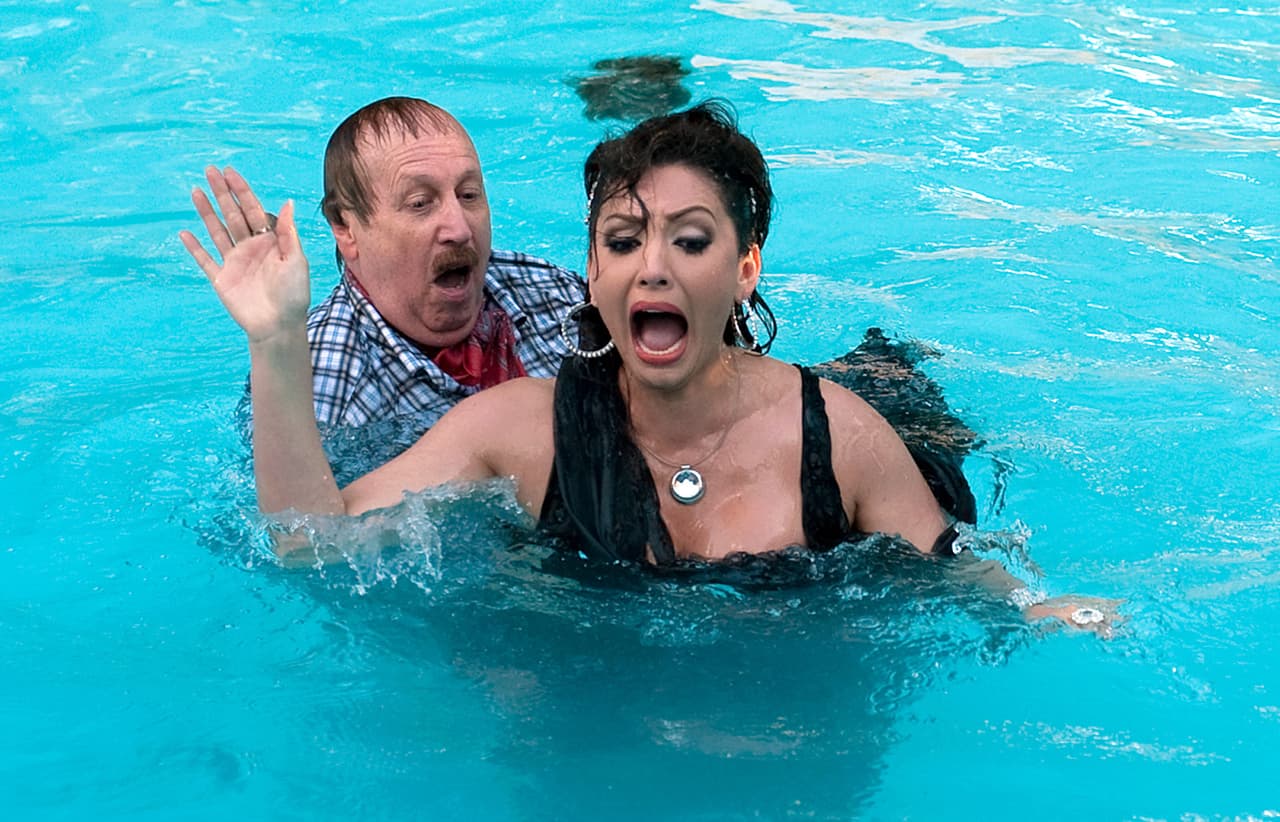 En la última década se mostró muy activo en televisión, participando en 'Zacatillo, un lugar en tu corazón' (2010) donde fue pareja de Paty Navidad, 'Amorcito corazón' (2011), 'Por ella soy Eva' (2012), 'Por siempre mi amor' (2013) y 'Simplemente María' (2015).
<br>