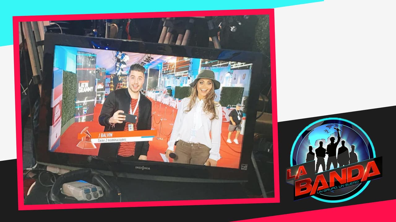 William Váldes, social media host, y Chiqui ensayando la alfombra roja.