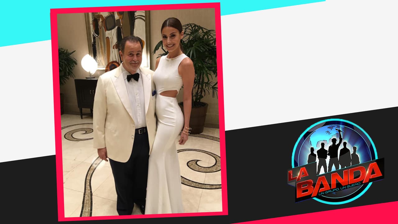 Raúl de Molina estuvo muy acompañada en la celebración de Personalidad del Año.