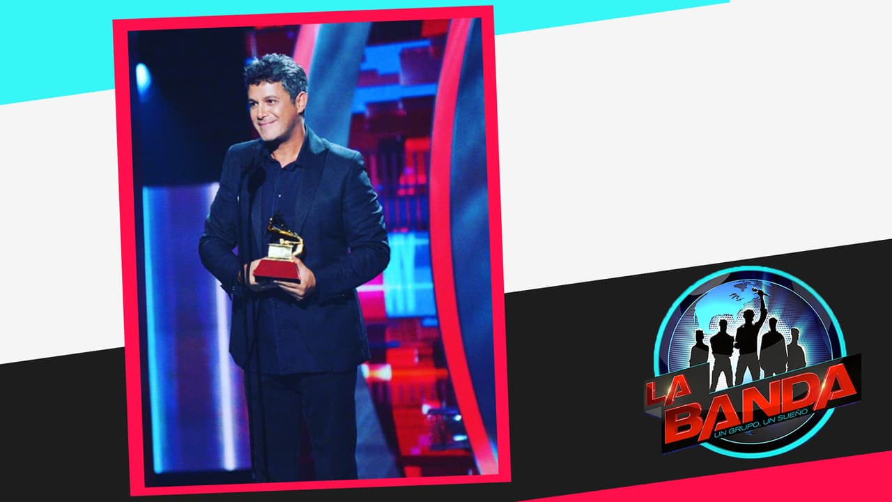 ¡Felicidades! Alejandro recibió un premio y lo dedicó a sus cuatro hijos.